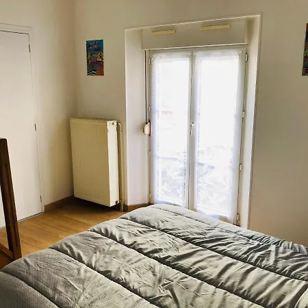 Chene Perce Au Rdc 51 M2 *